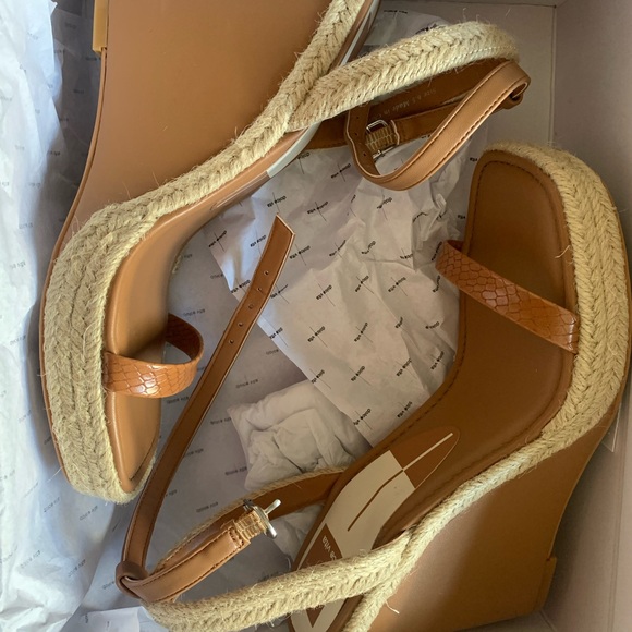 Dolce Vita Aurora Cedar Embossed Stella New - Picture 3 of 8